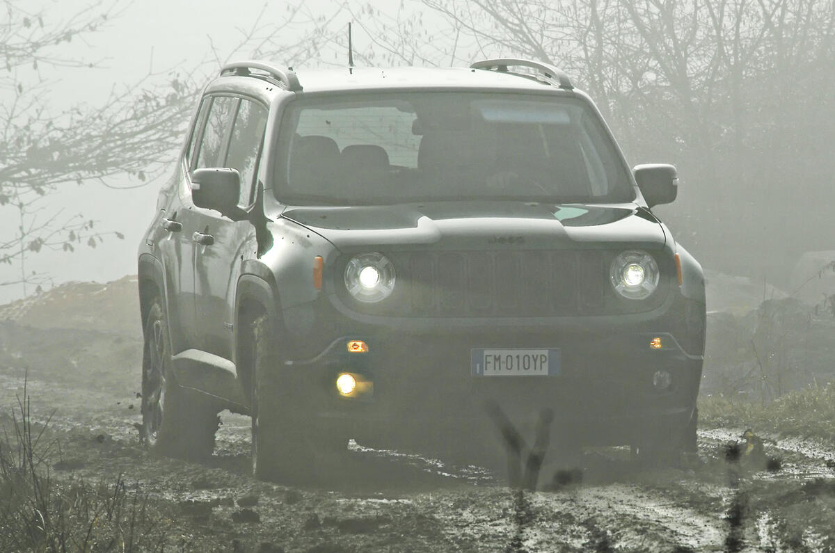 Facelifted Jeep Renegade shown at Turin motor show