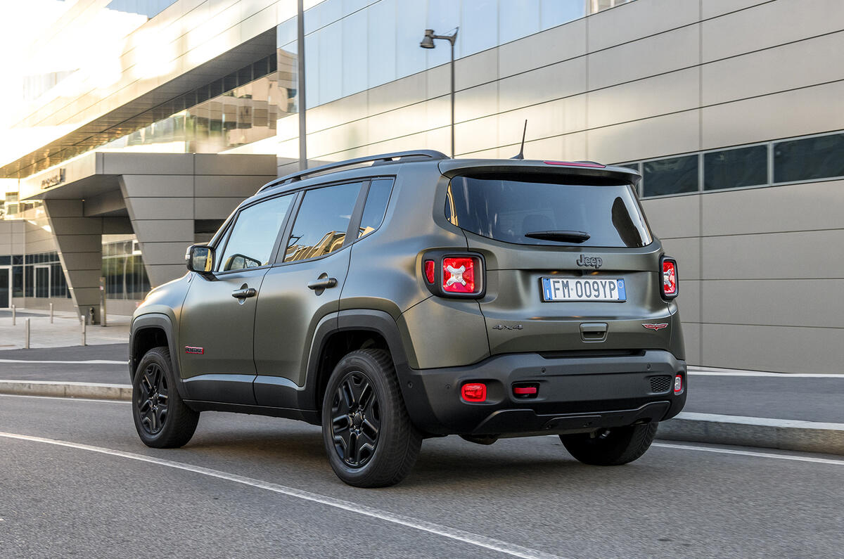 Facelifted Jeep Renegade shown at Turin motor show