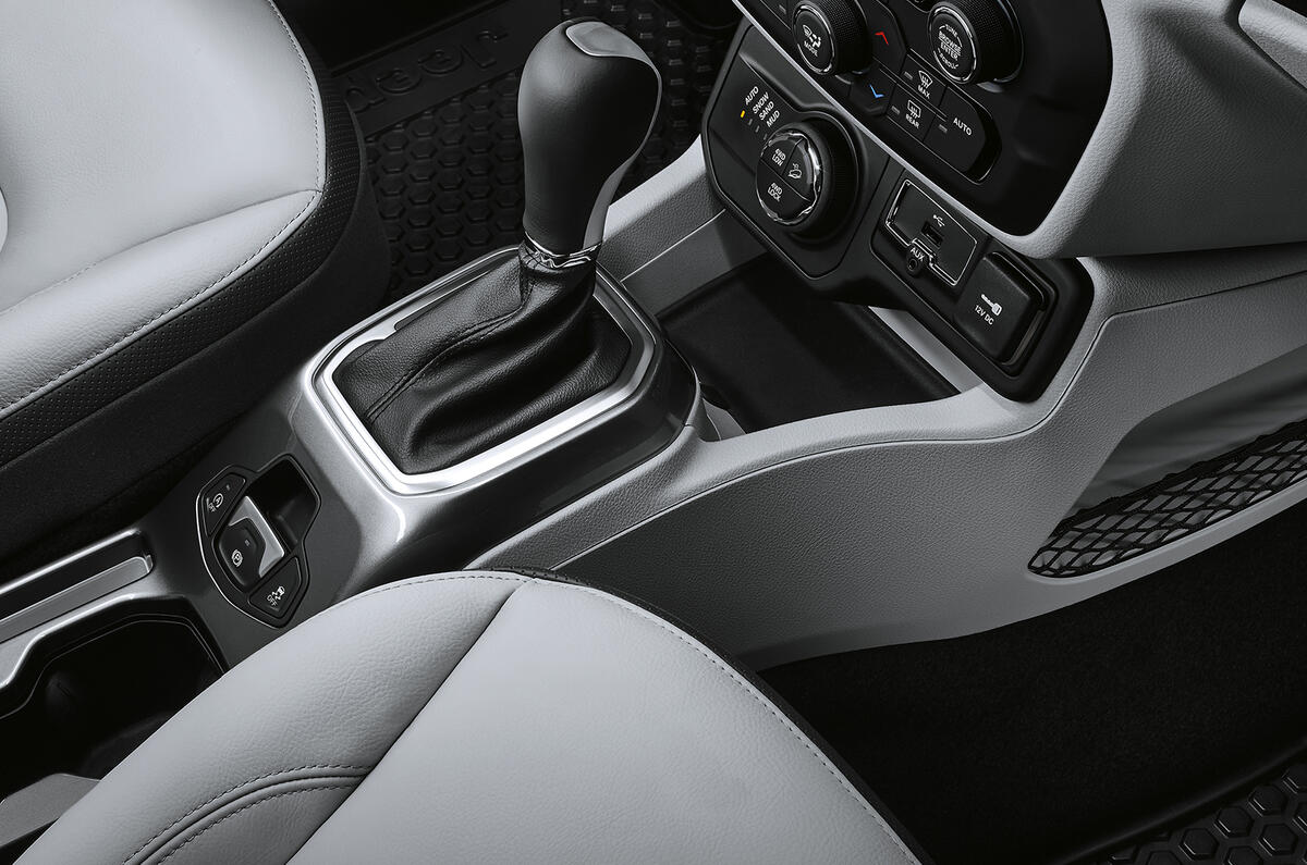 Facelifted Jeep Renegade shown at Turin motor show