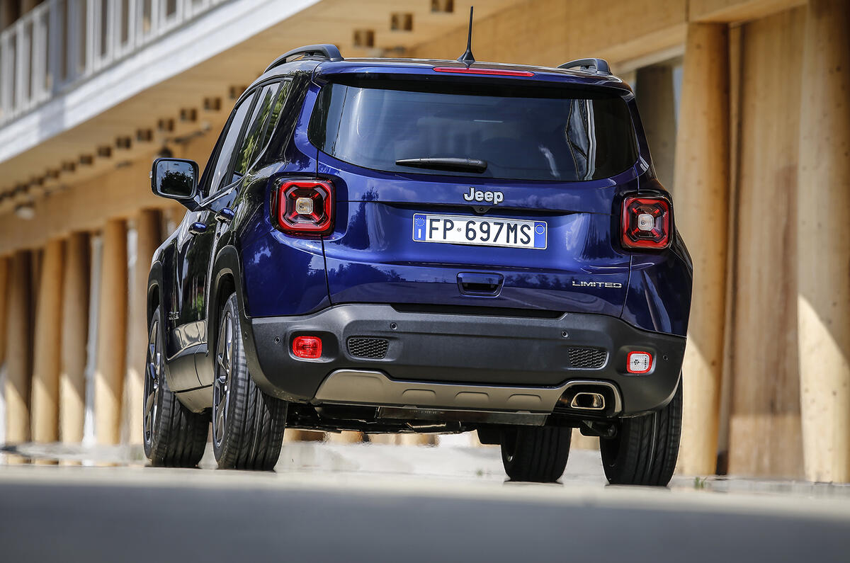 Facelifted Jeep Renegade shown at Turin motor show
