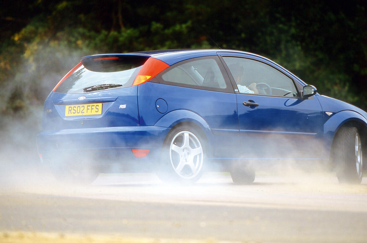 Ford Focus RS 2002 - tracking side Ford Focus RS 2002 - tracking side
