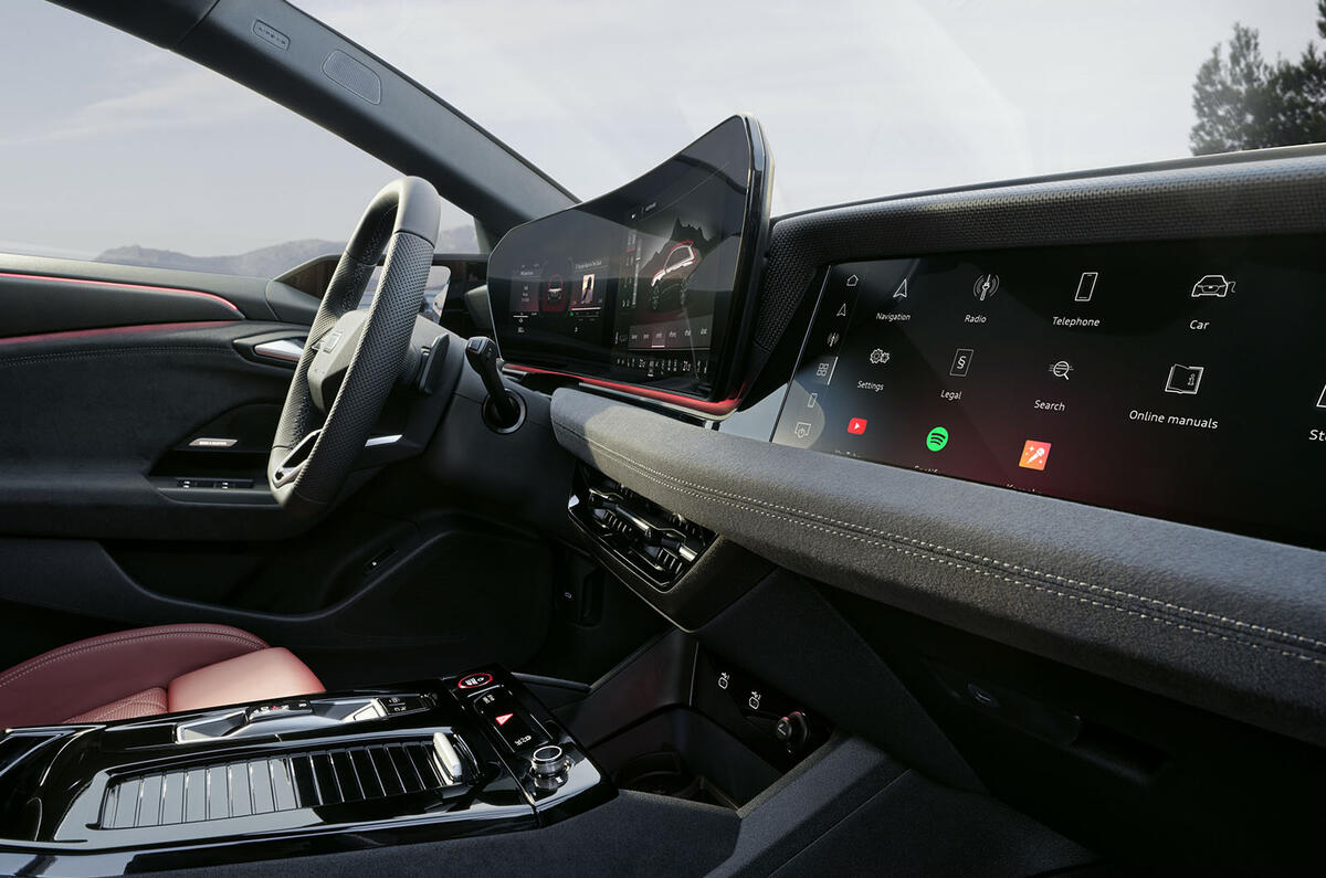 18 Audi S6 E tron avant interior screens 18 Audi S6 E tron avant interior screens