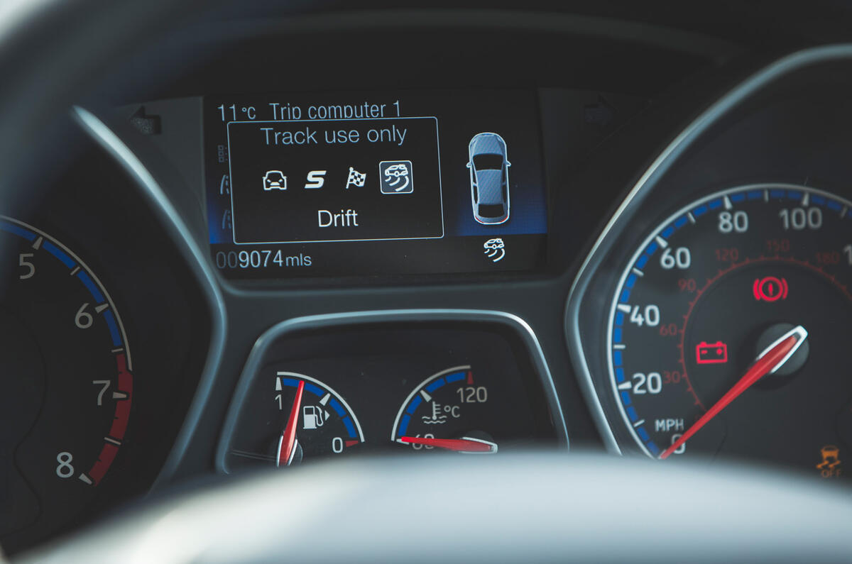 18 LUC Torque Vectoring 2021 0189 Ford Focus RS 18 LUC Torque Vectoring 2021 0189 Ford Focus RS