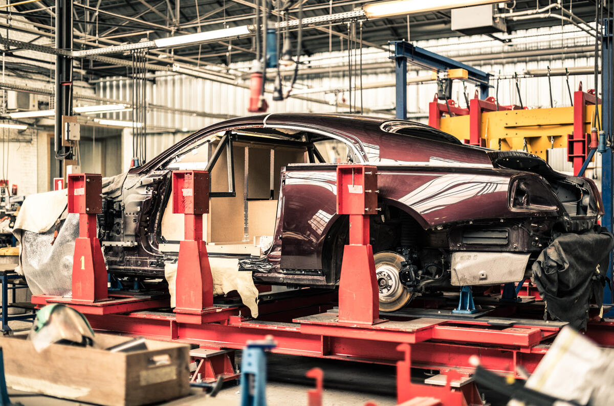 18 Niels van Roij Design 001