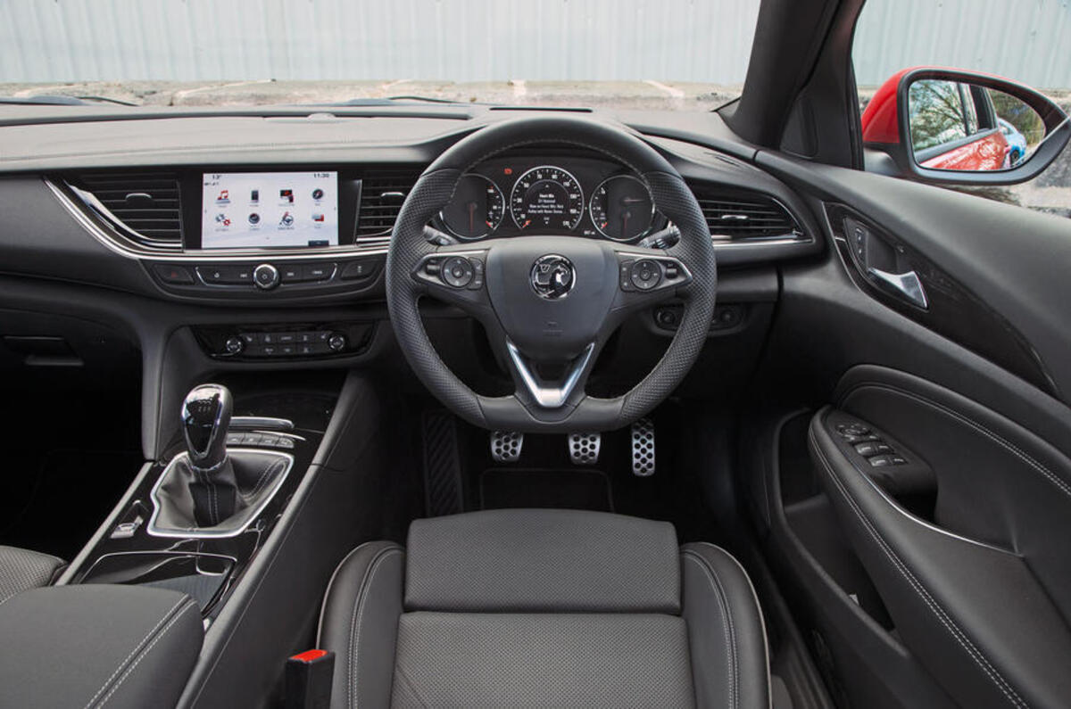 18 vauxhall insignia grand sport dashboard 1 18 vauxhall insignia grand sport dashboard 1