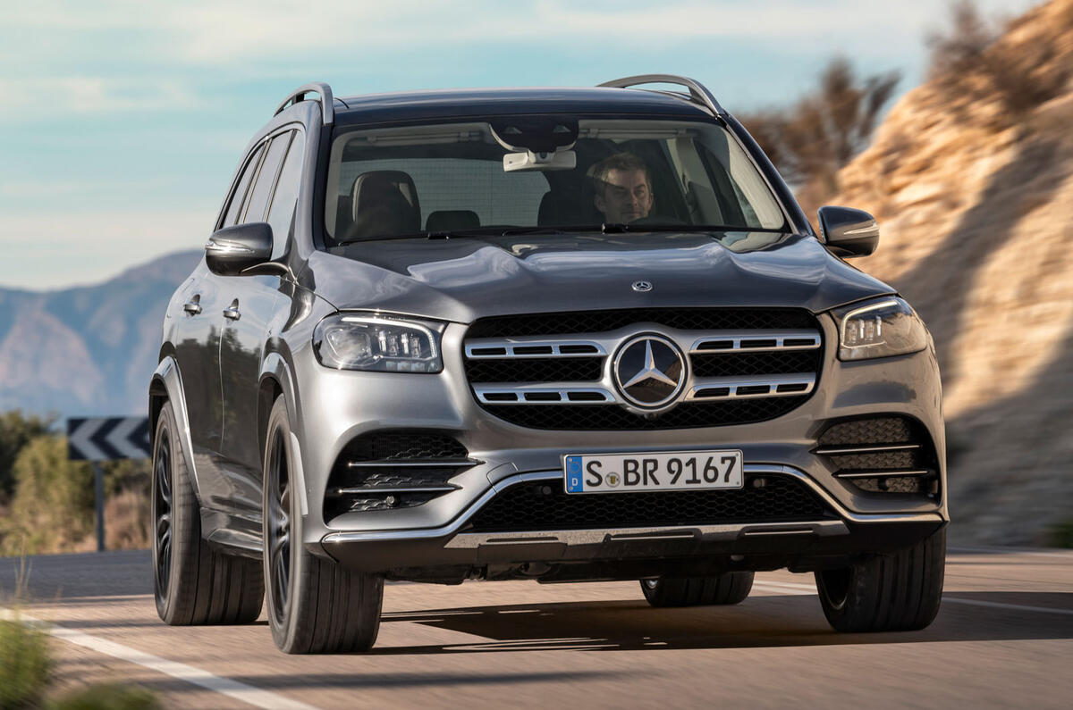 New Mercedes-Benz GLS - motion