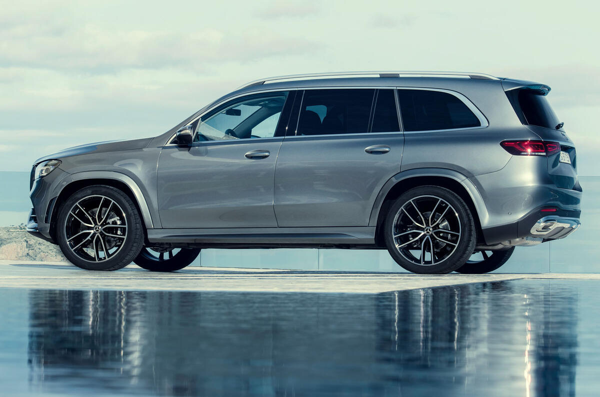 New Mercedes-Benz GLS - rear 3/4