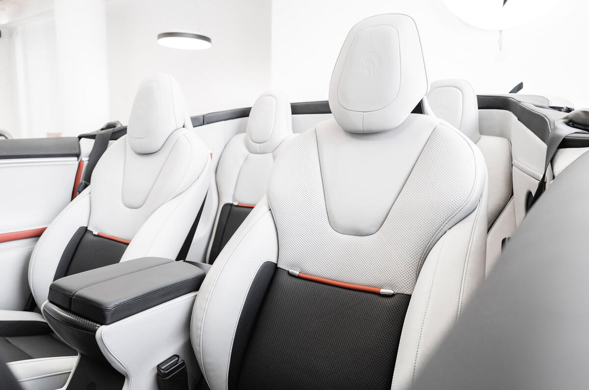 19 ARES Tesla Model S Cabrio Int (4)