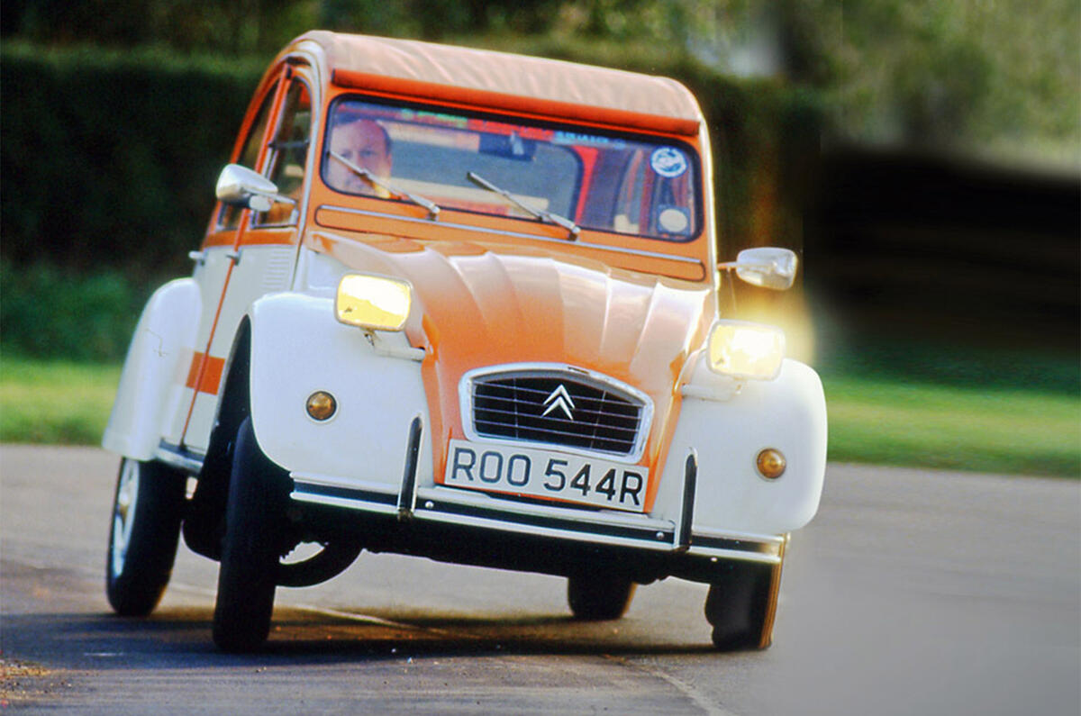 Citroen 2CV - front