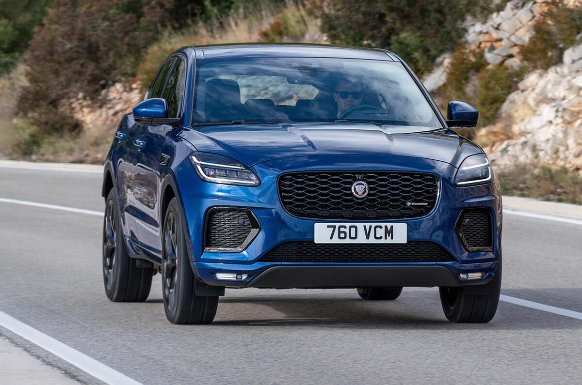 Jaguar E-Pace - front