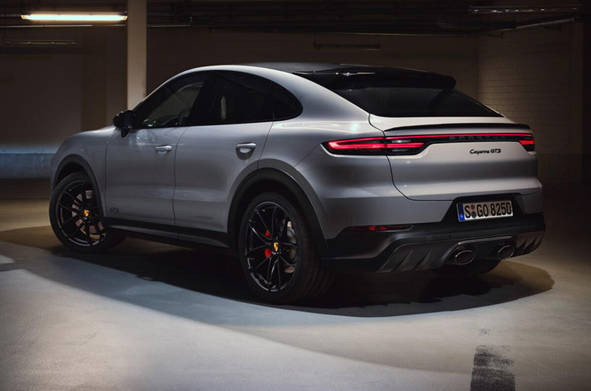 Porsche Cayenne GTS 2020 - static rear
