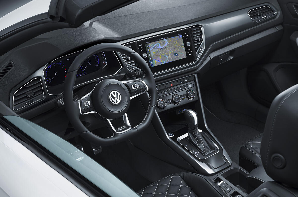 2019 Volkswagen T-Roc Cabriolet press shots