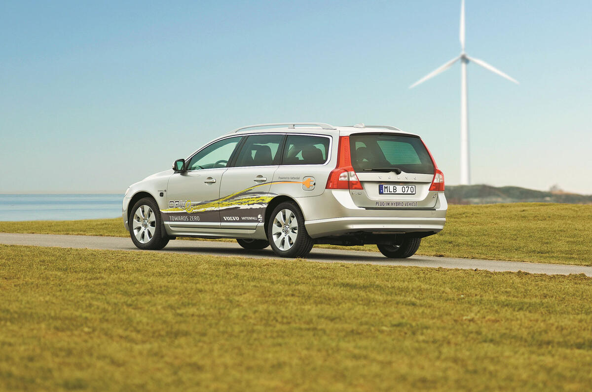 Volvo V70 plug-in hybrid demonstration vehicle