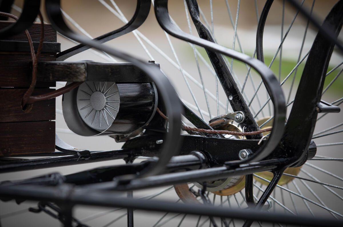 19 210401 MBW Trouve 6797