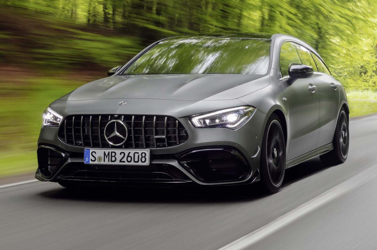 Mercedes-AMG CLA 45 S Shooting Brake - driving