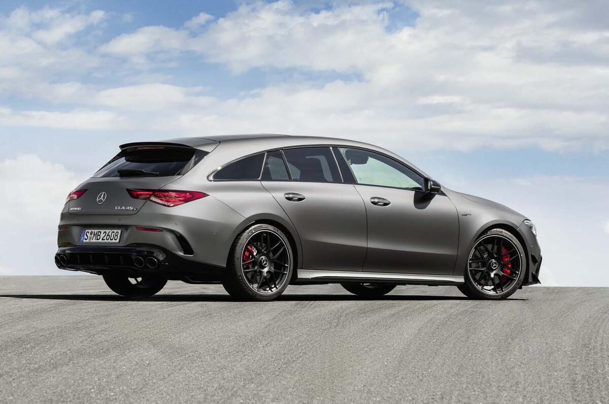 Mercedes-AMG CLA 45 S Shooting Brake - static