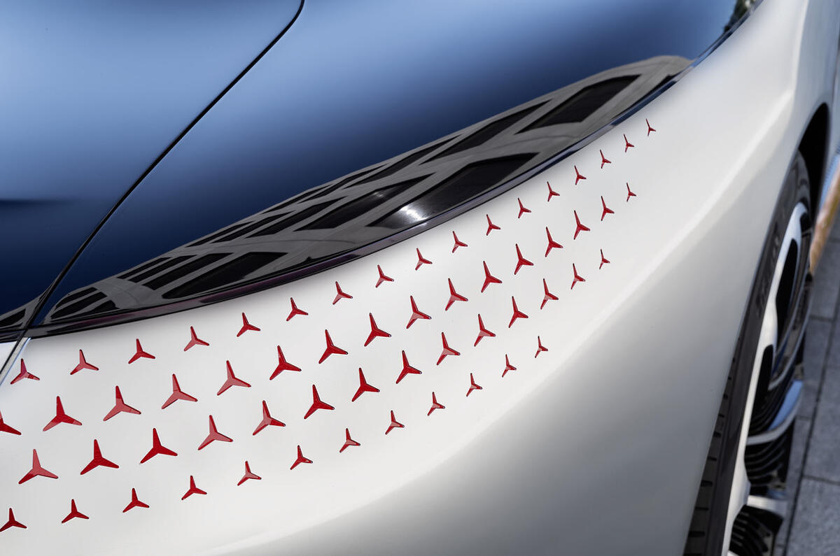 2019 Mercedes-Benz Vision EQS concept reveal