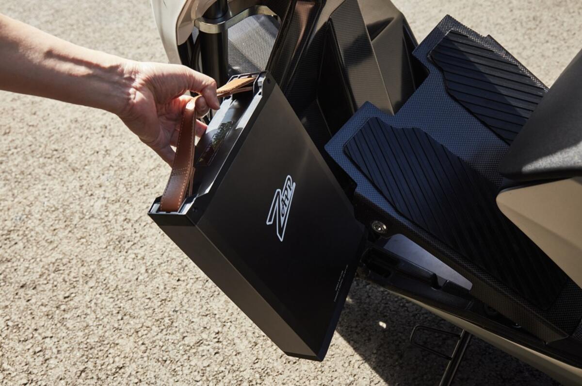 1 20 06 22 Zapp Press 67 1 20 06 22 Zapp Press 67