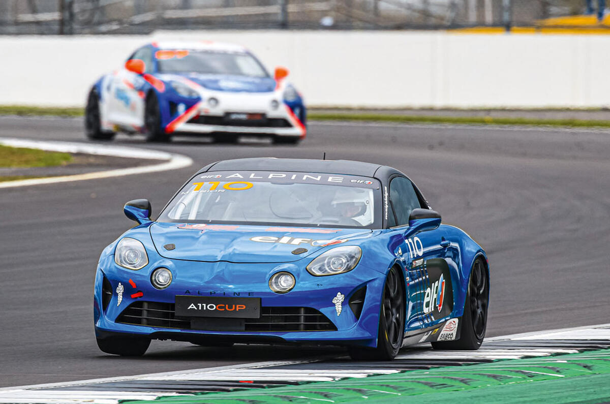 Alpine A110 kerb