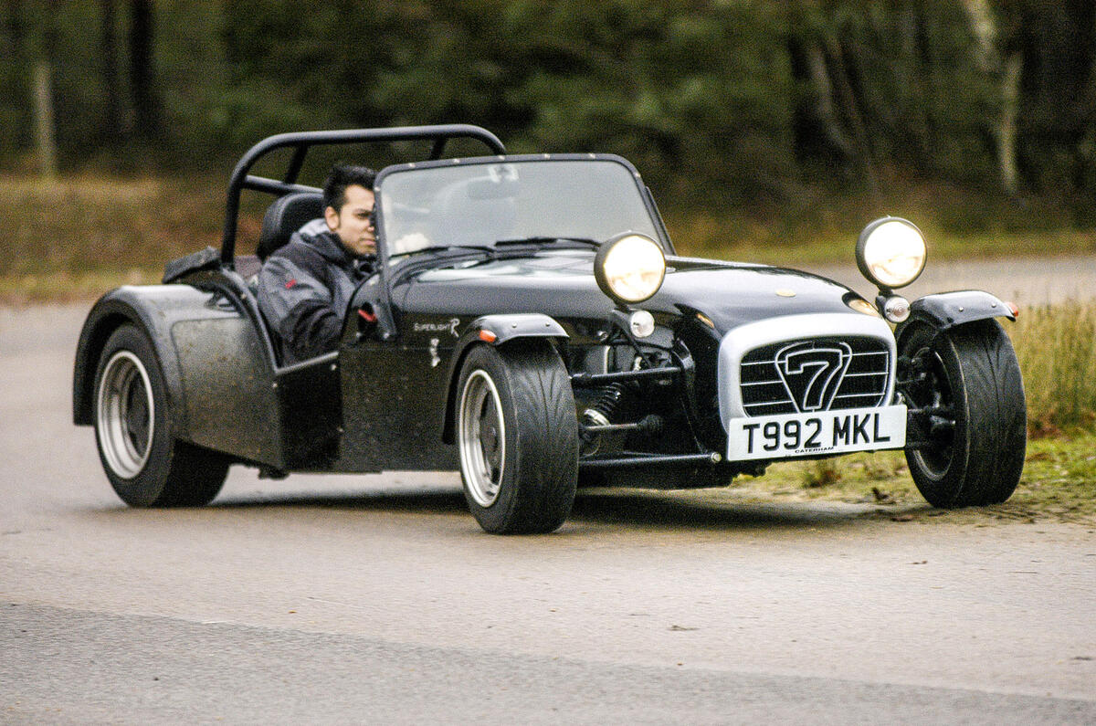 Caterham Seven - tracking side Caterham Seven - tracking side