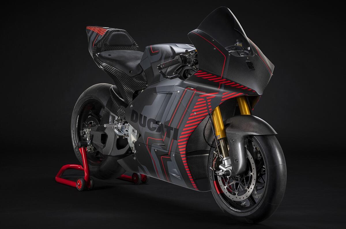 1 DUCATI MOTOE  5  UC407282 High