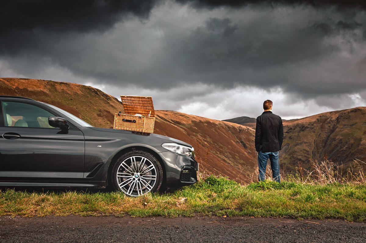 Beamer and basket