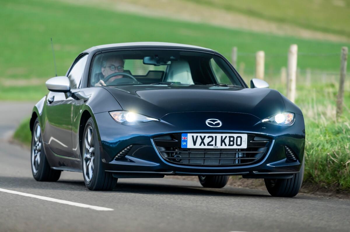 1 Mazda MX 5 Venture