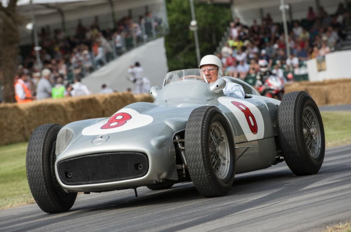 Sit Stirling Moss