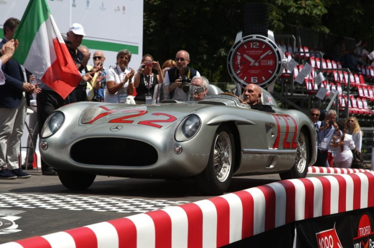 Sit Stirling Moss