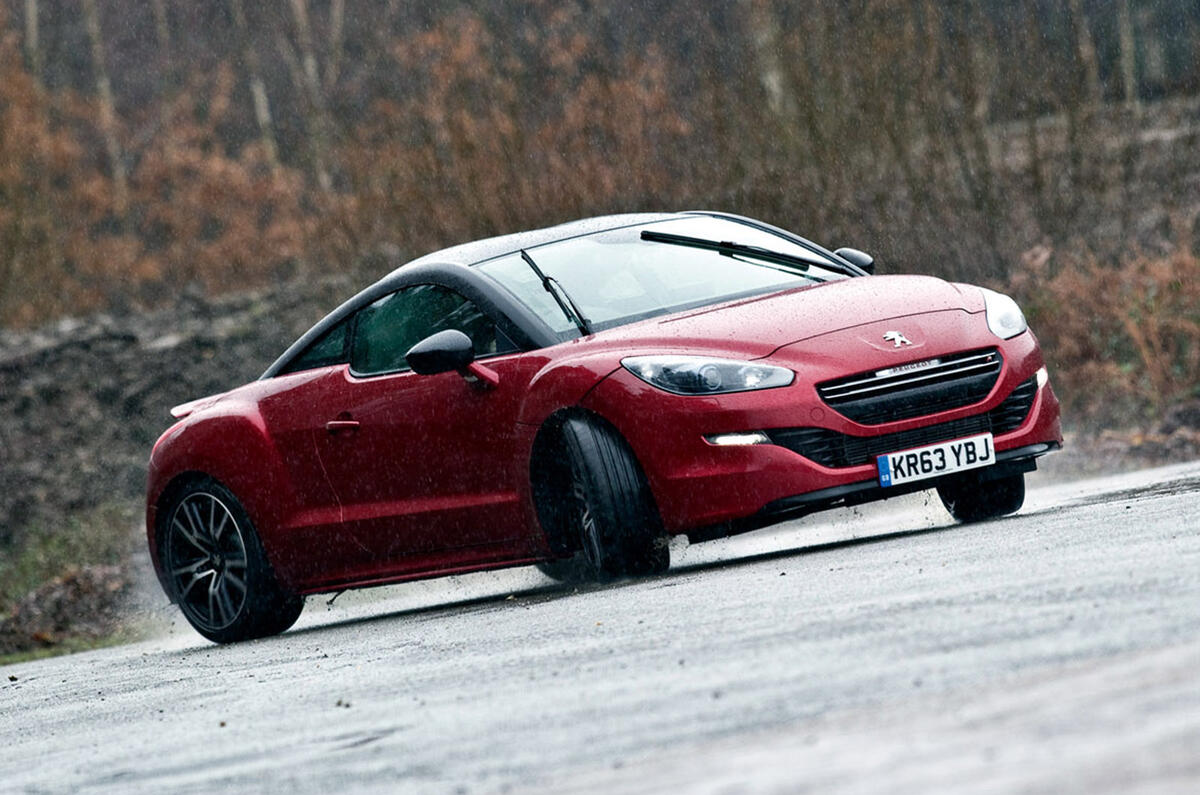 Peugeot RCZ R 2014 - tracking side Peugeot RCZ R 2014 - tracking side