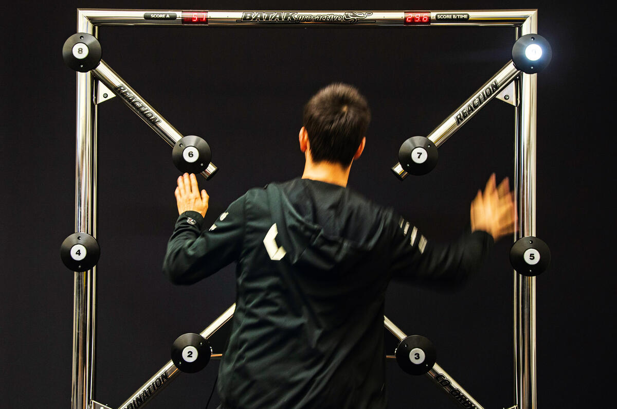 Renault e-sports 2020 - training Renault e-sports 2020 - training