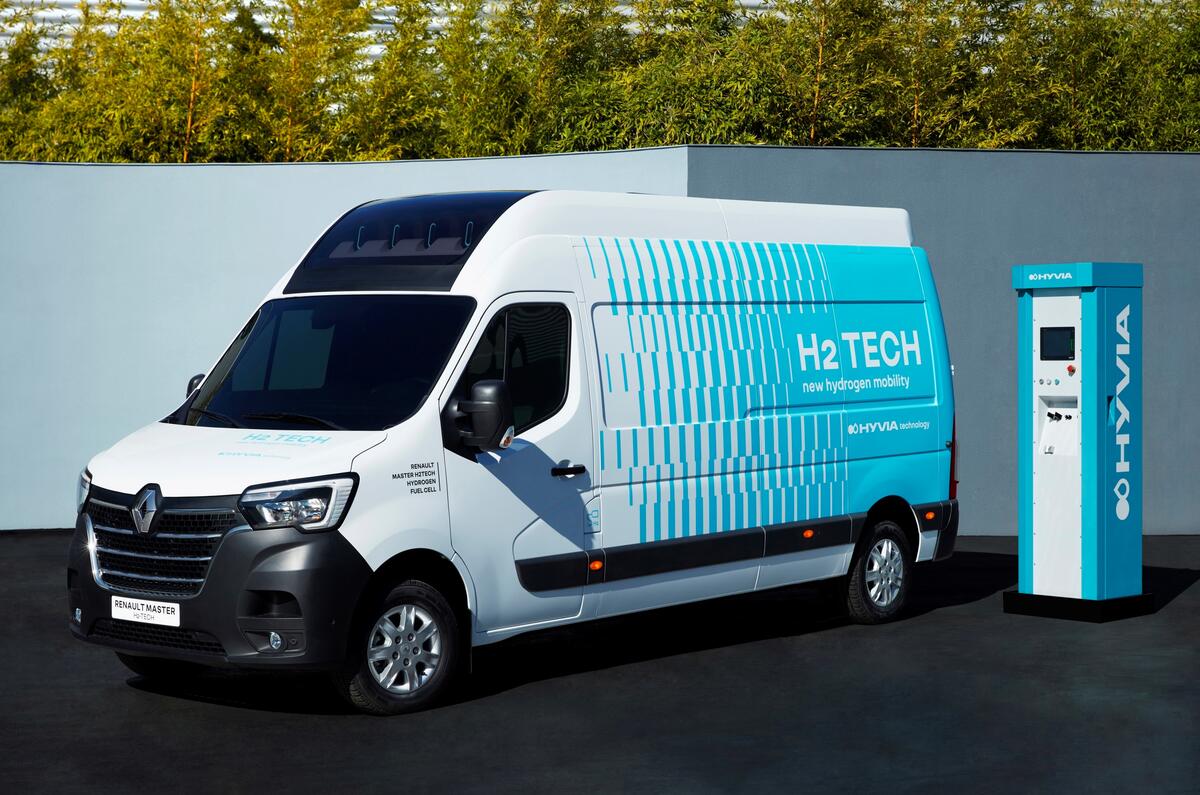 1 Renault Master hydrogen