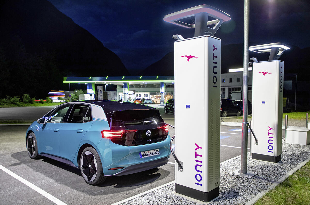 1 VW charging