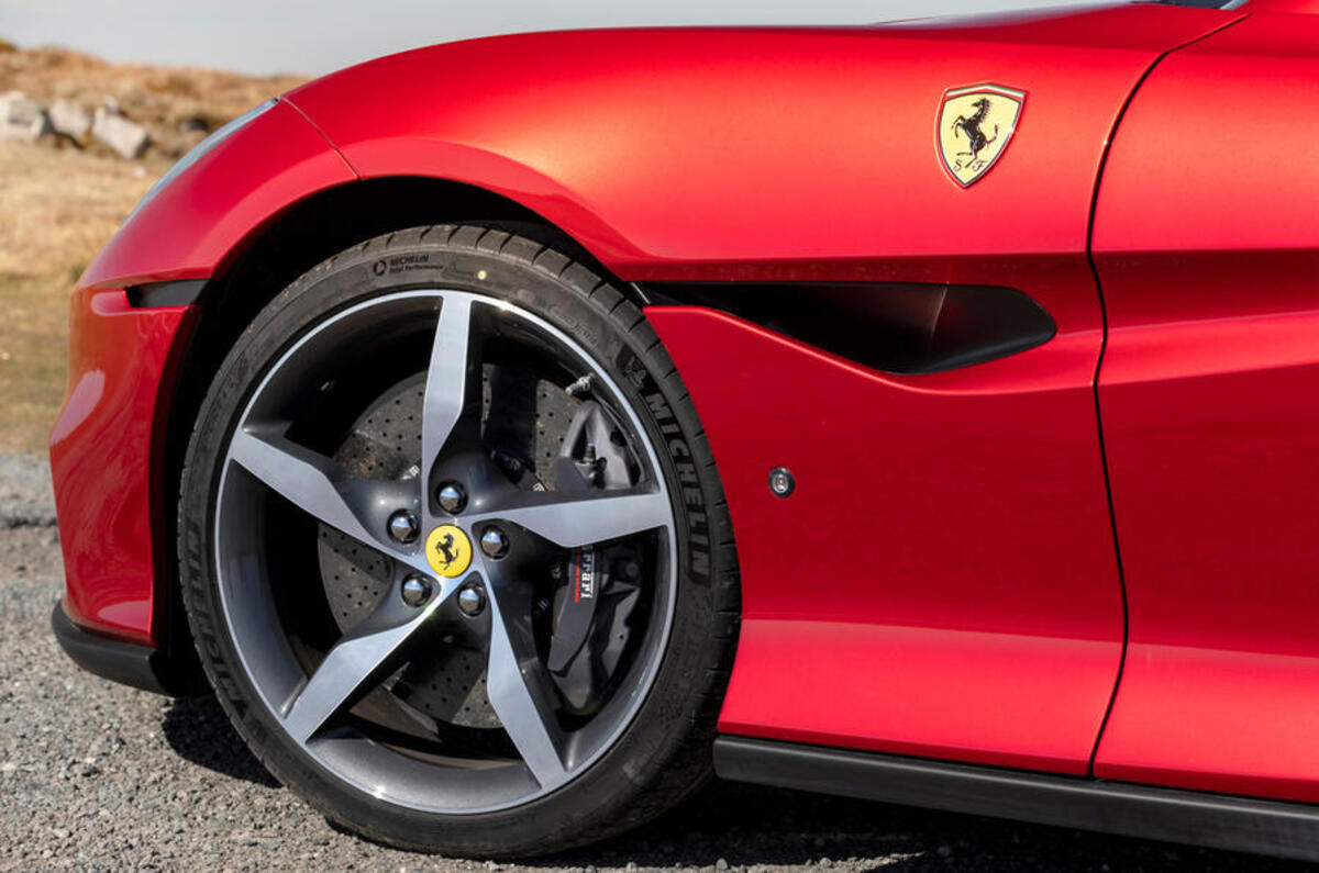 1Ferrari