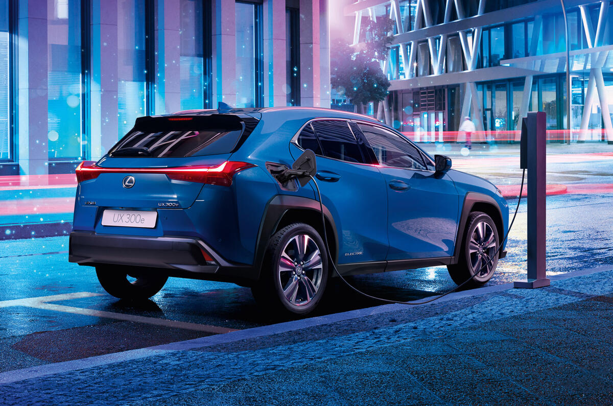 Lexus UX 300e