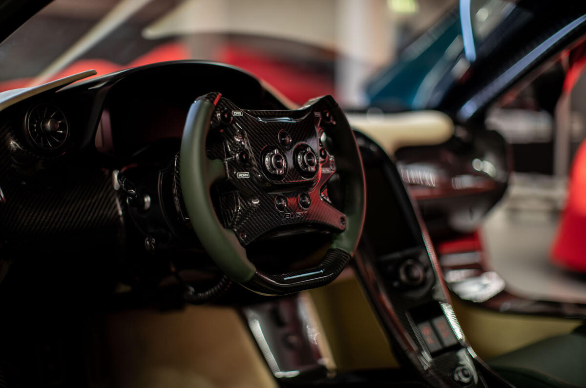 Lanzante McLaren P1 G
