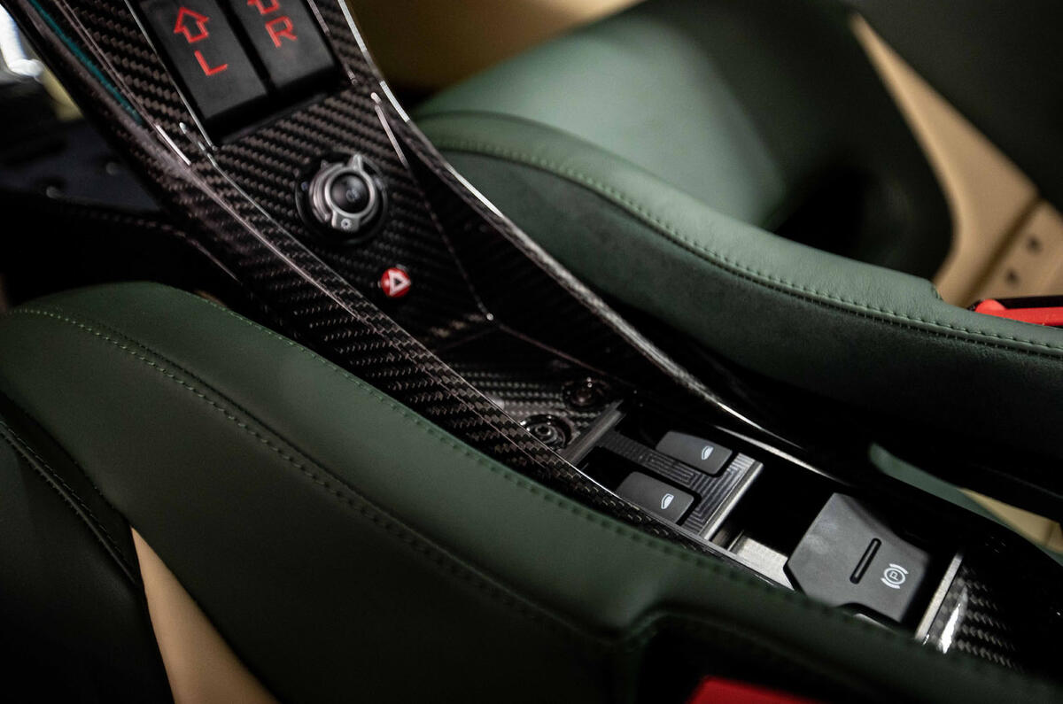 Lanzante McLaren P1 G