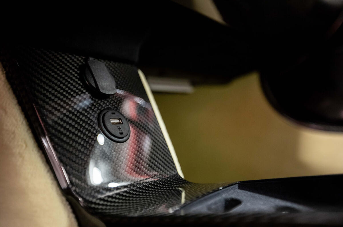 Lanzante McLaren P1 G