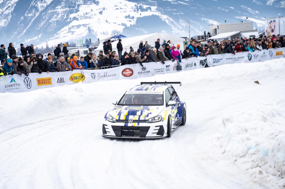 Volkswagen Golf eR1