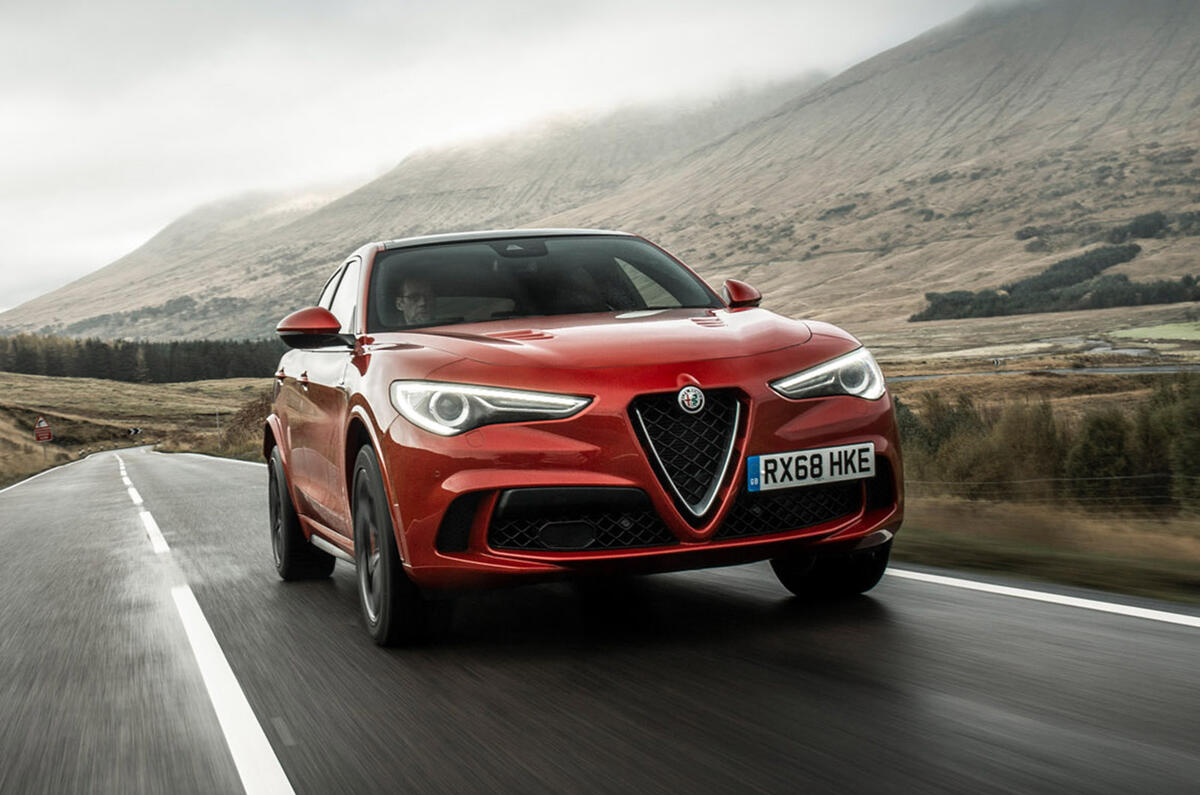 Alfa Romeo Stelvio - hero front Alfa Romeo Stelvio - hero front