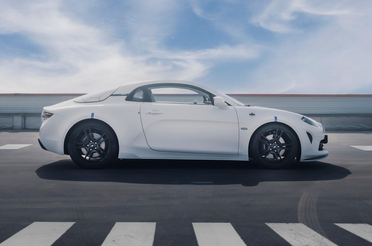 Alpine A110 E-Ternite Electric 2023 side static Alpine A110 E-Ternite Electric 2023 side static