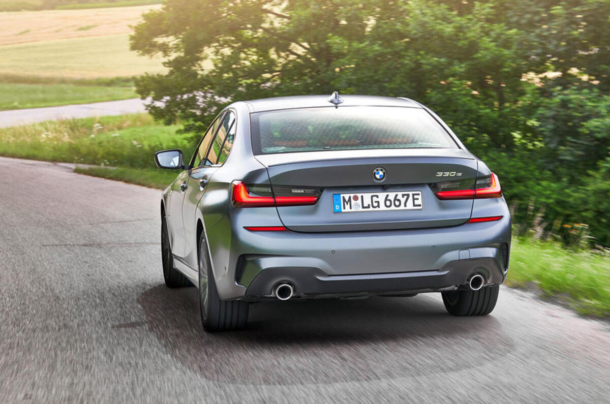 BMW 330e PHEV