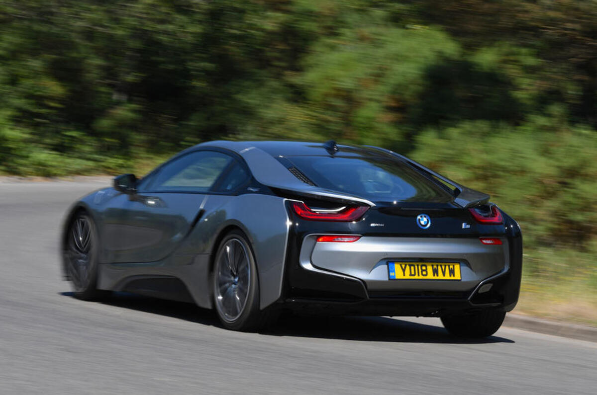 2 bmw i8 coupe 2018 uk fd hero rear