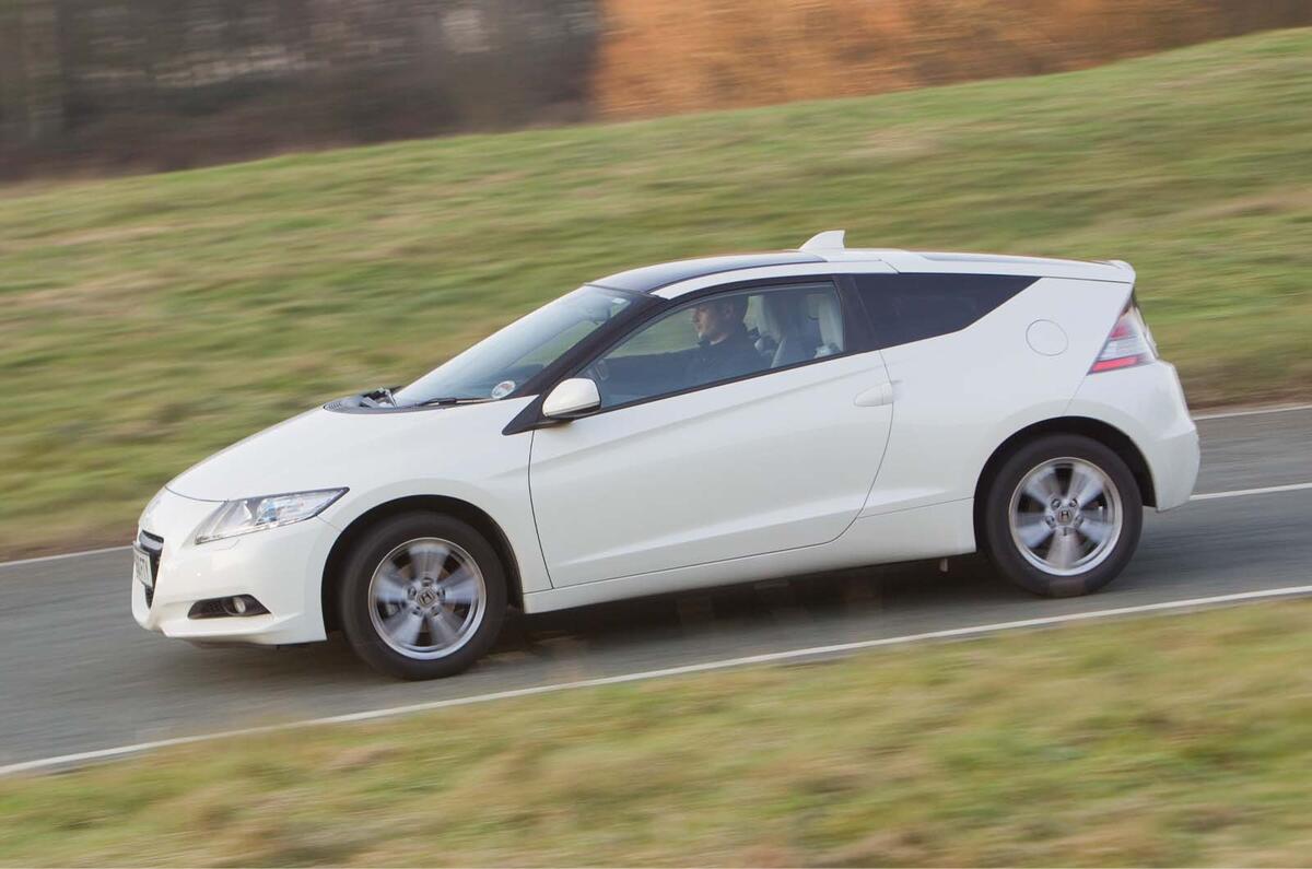 Honda CRZ 2010 side tracking