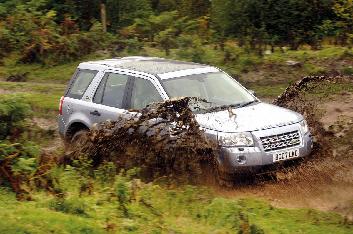 Land Rover Freelander 2007 - hero front