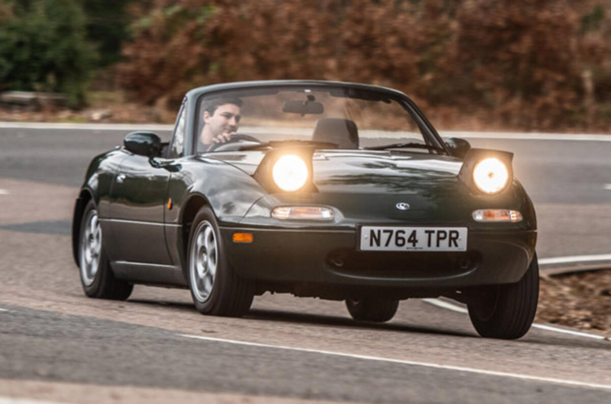 Mazda MX-5 - hero front Mazda MX-5 - hero front