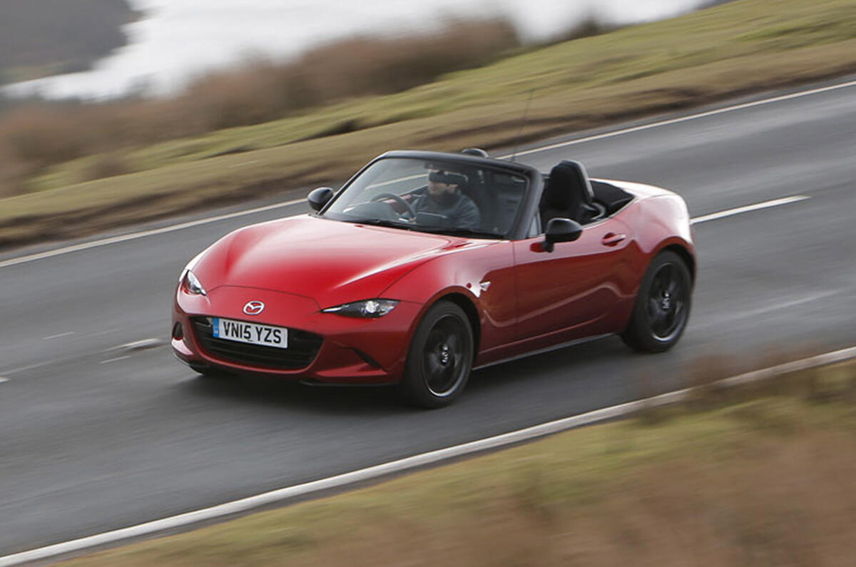 Mazda MX-5 - hero side