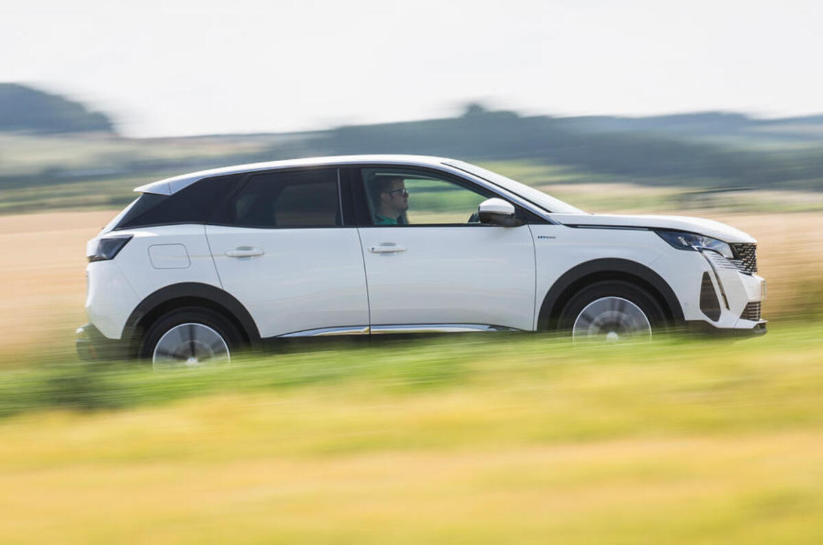 2 peugeot 3008 2021 rt hero side 2 peugeot 3008 2021 rt hero side