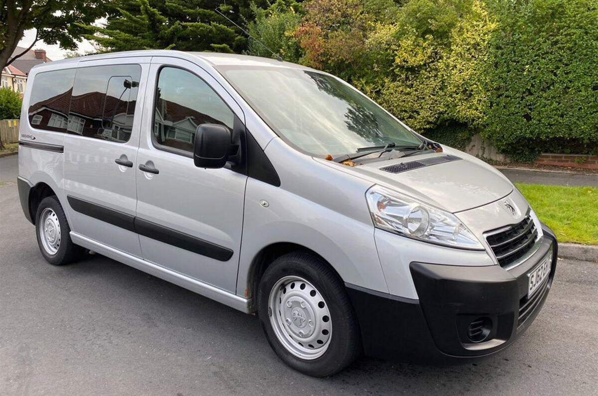 Peugeot Expert Tepee - front Peugeot Expert Tepee - front