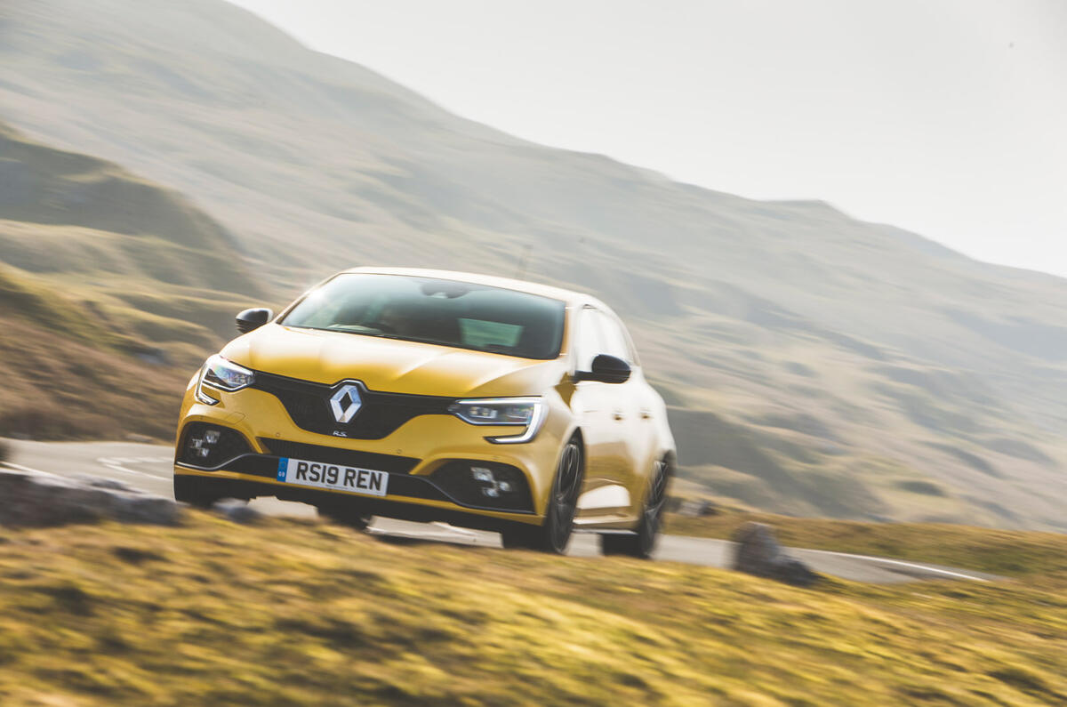 Renault Megane RS - hero front